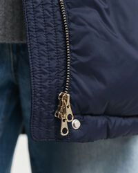 Mellanlång dunjacka