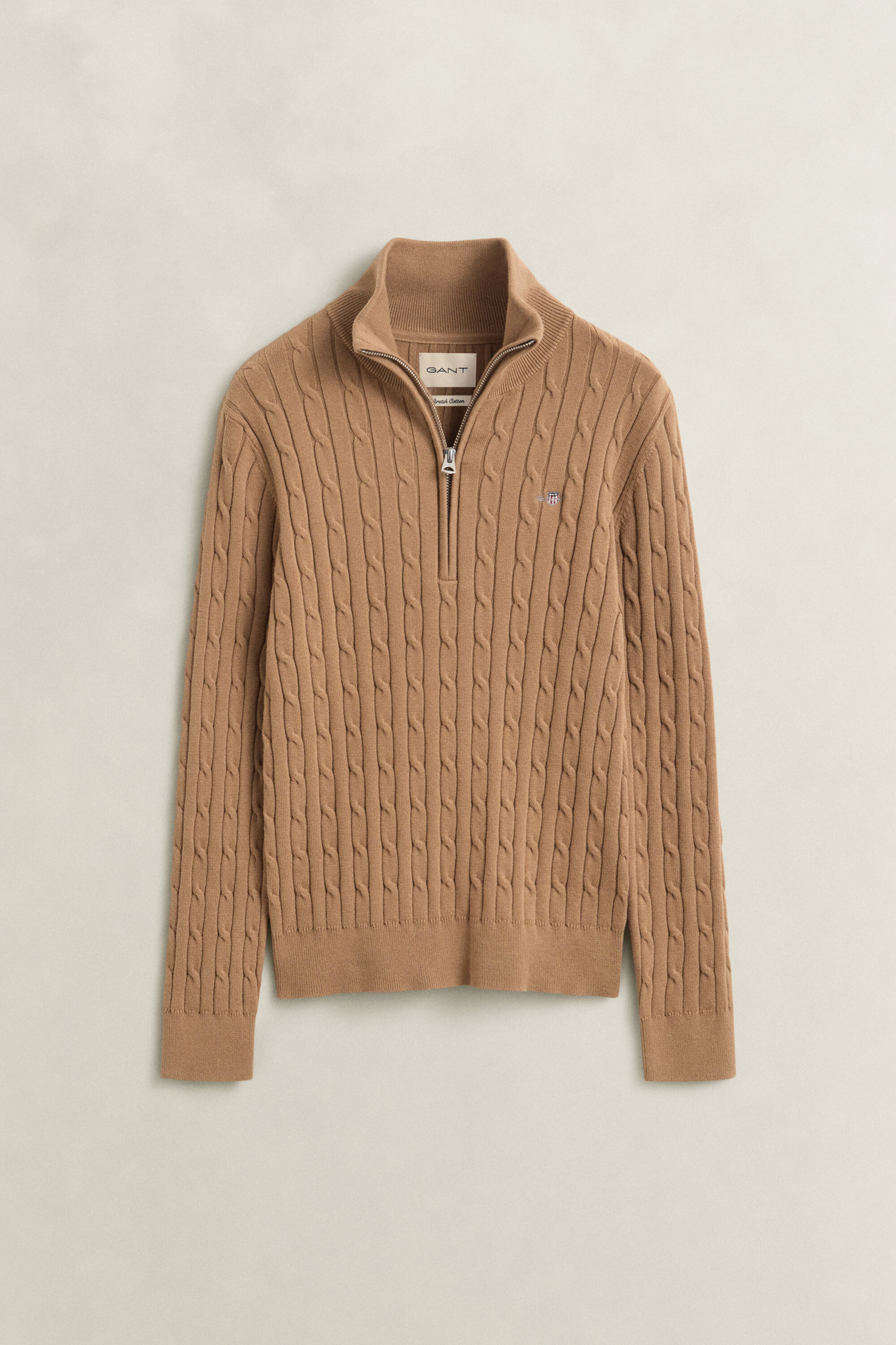 Stretchig kabelstickad tröja med half-zip