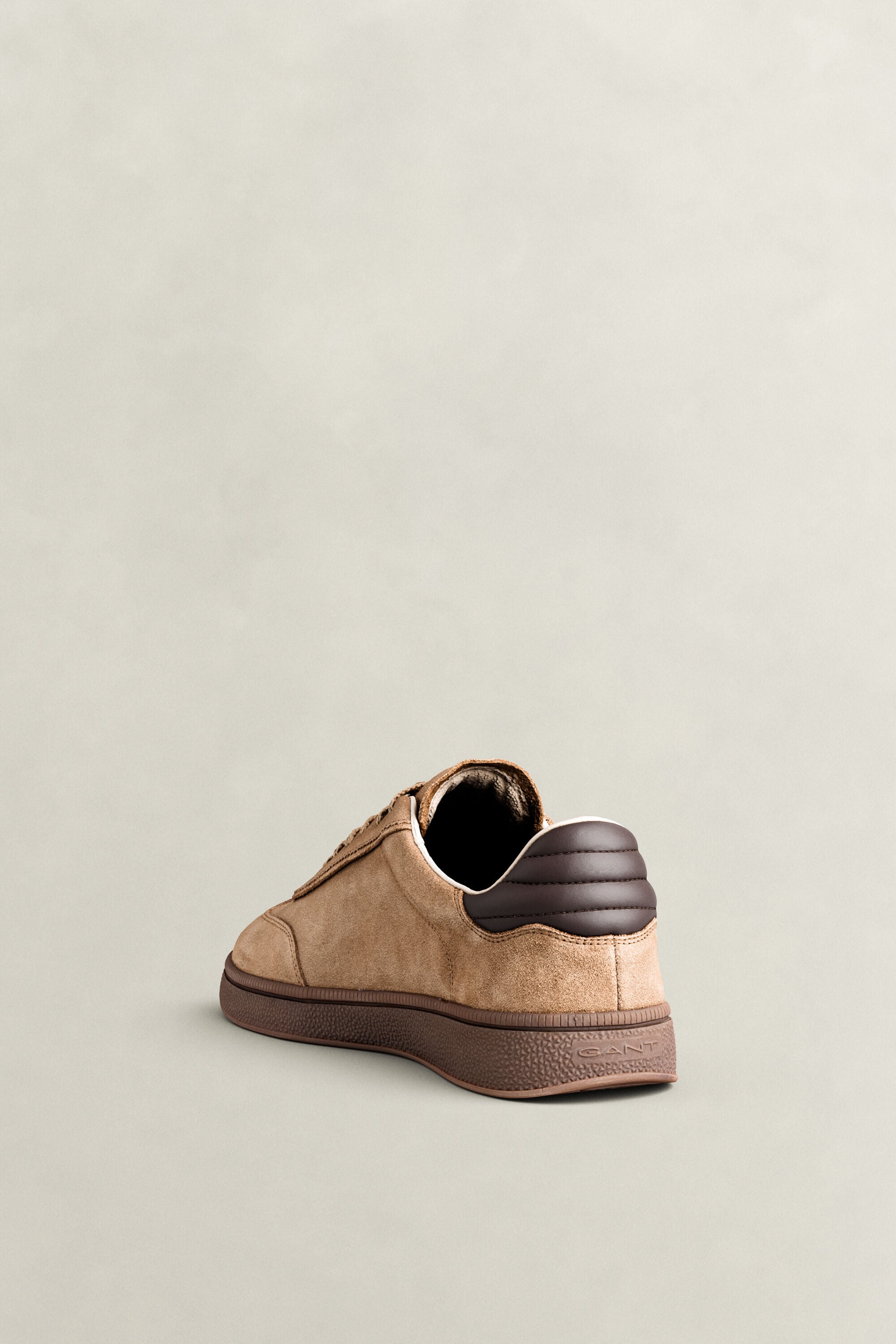 Cuzmo sneakers i mocka