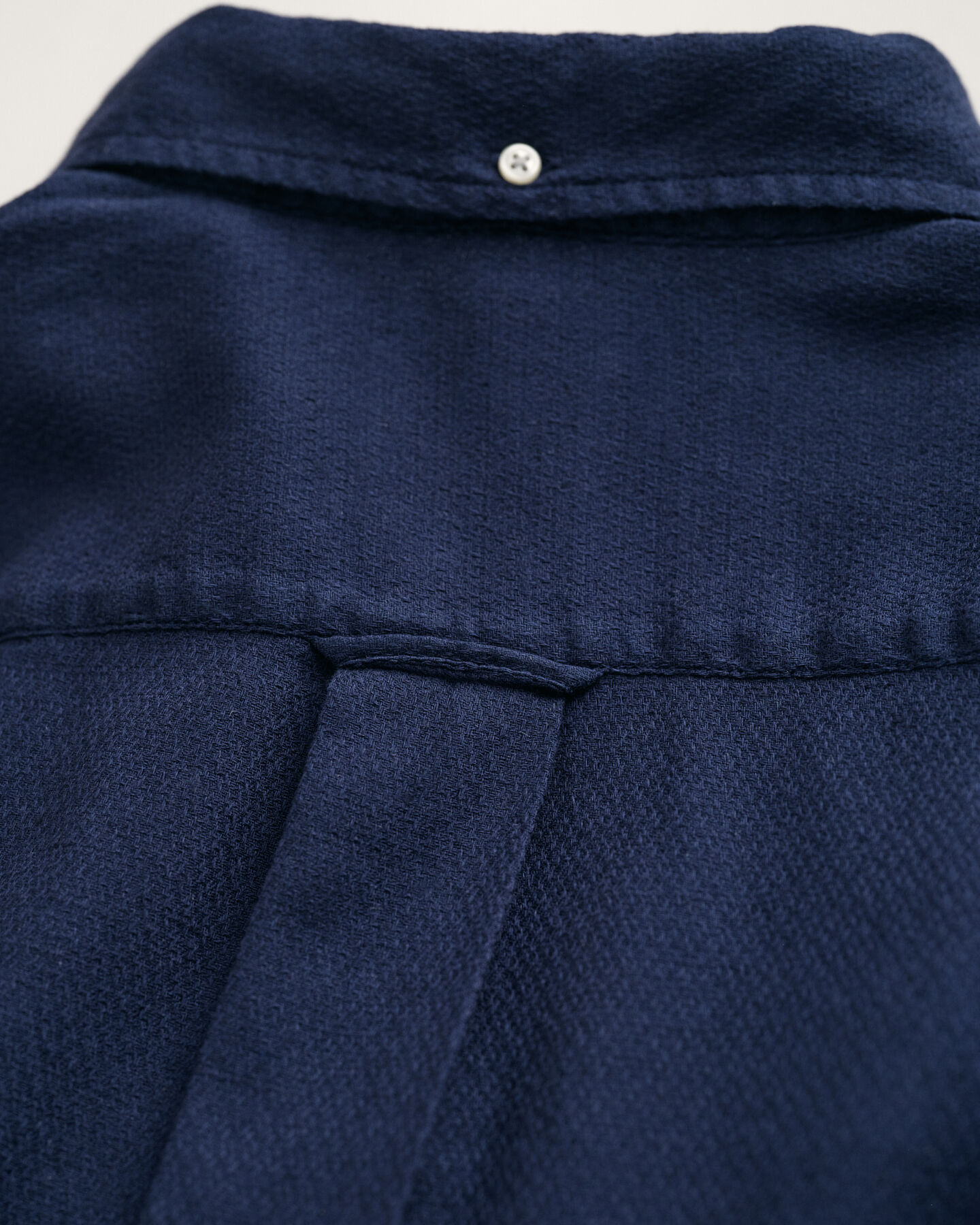 Regular fit bomulls- och linneskjorta med struktur