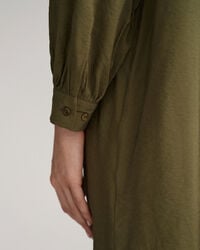 Skjortkl&auml;nning med st&aring;krage