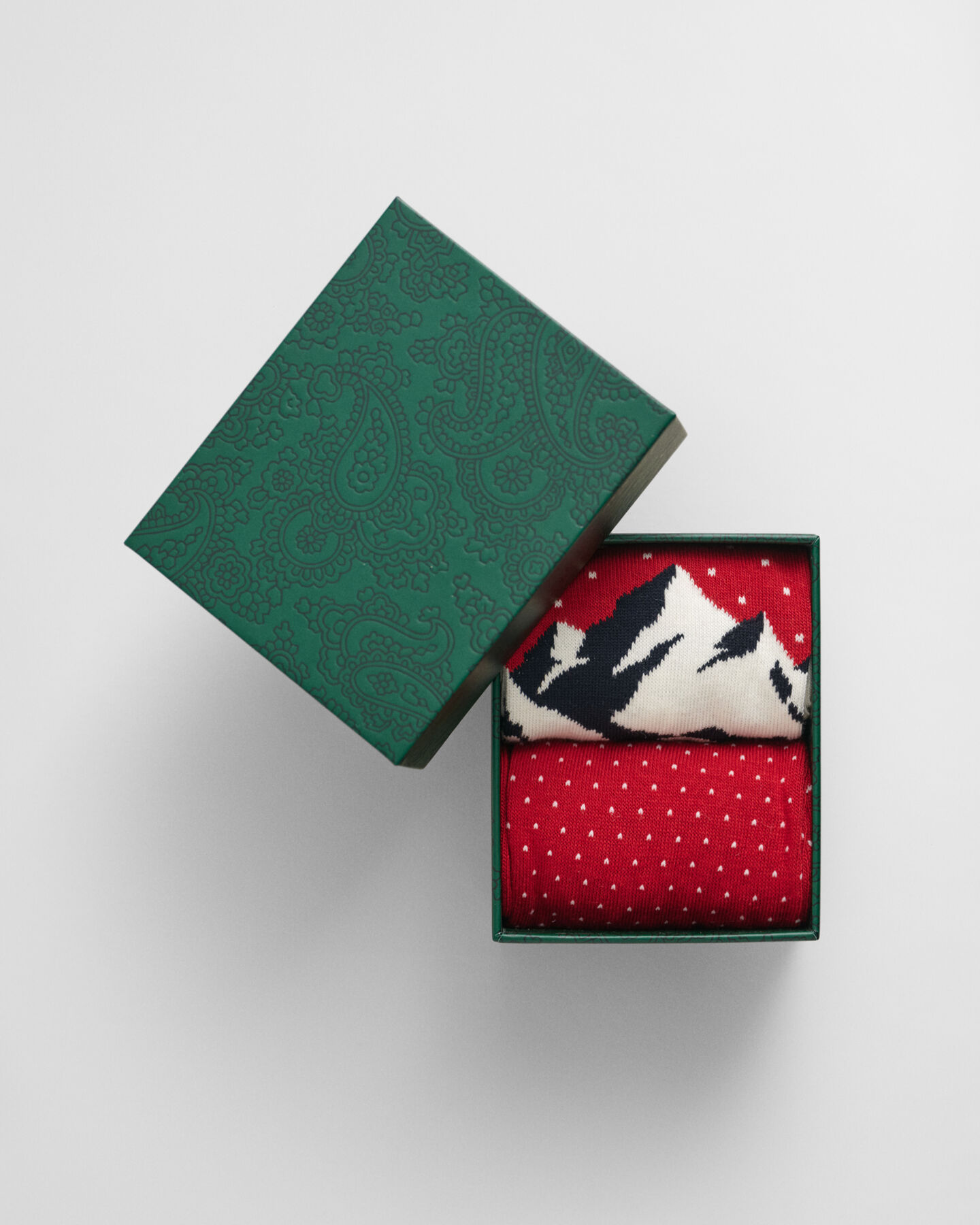 Tvåpack skidmönstrade strumpor i presentförpackning