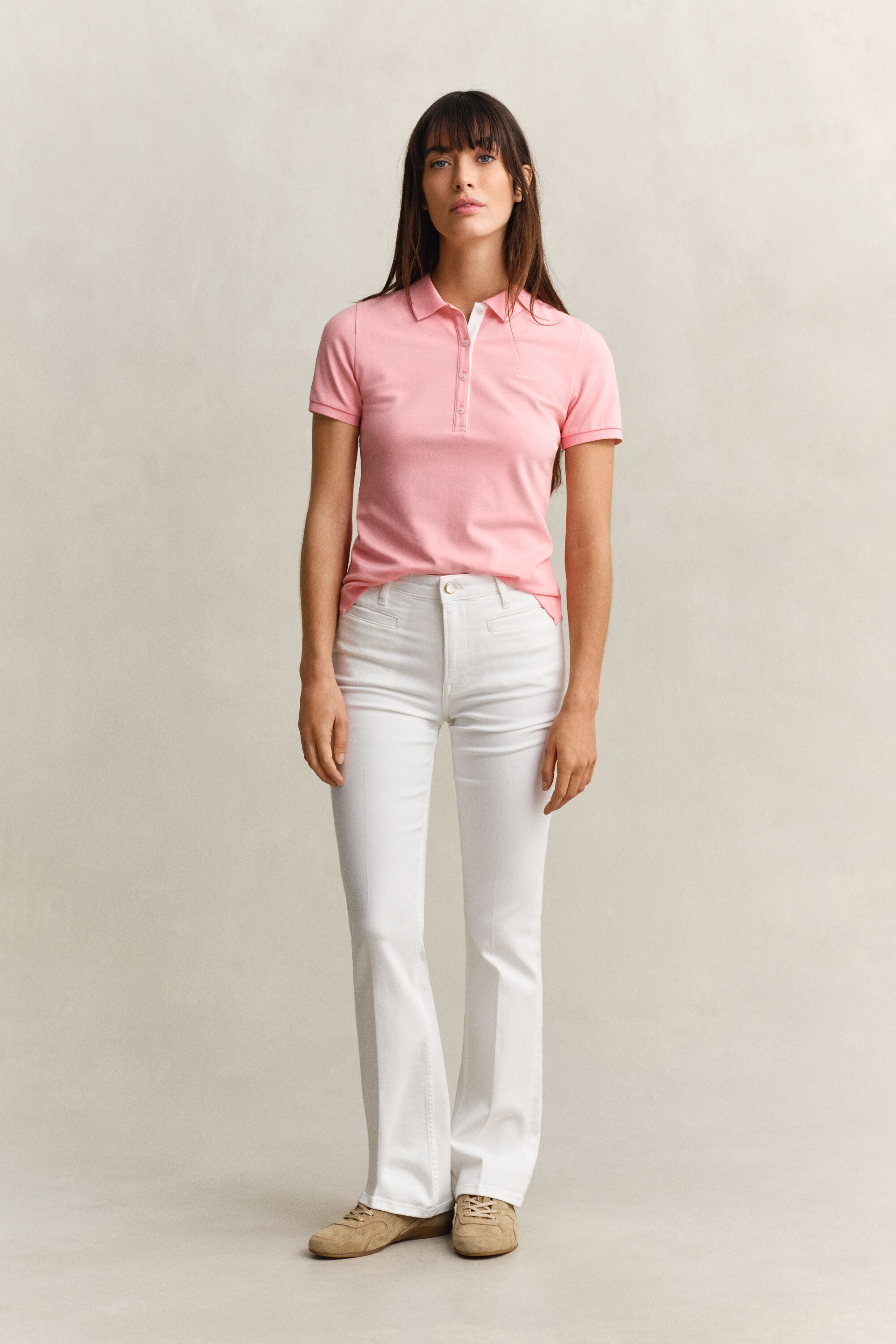 Utställda jeans med monogram