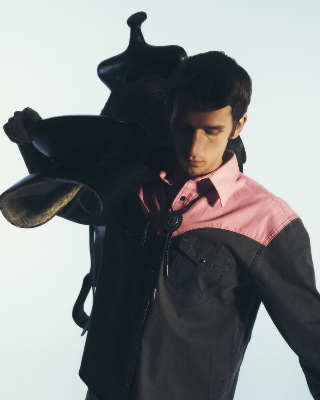 Wrangler x GANT relaxed fit Neon Western skjorta