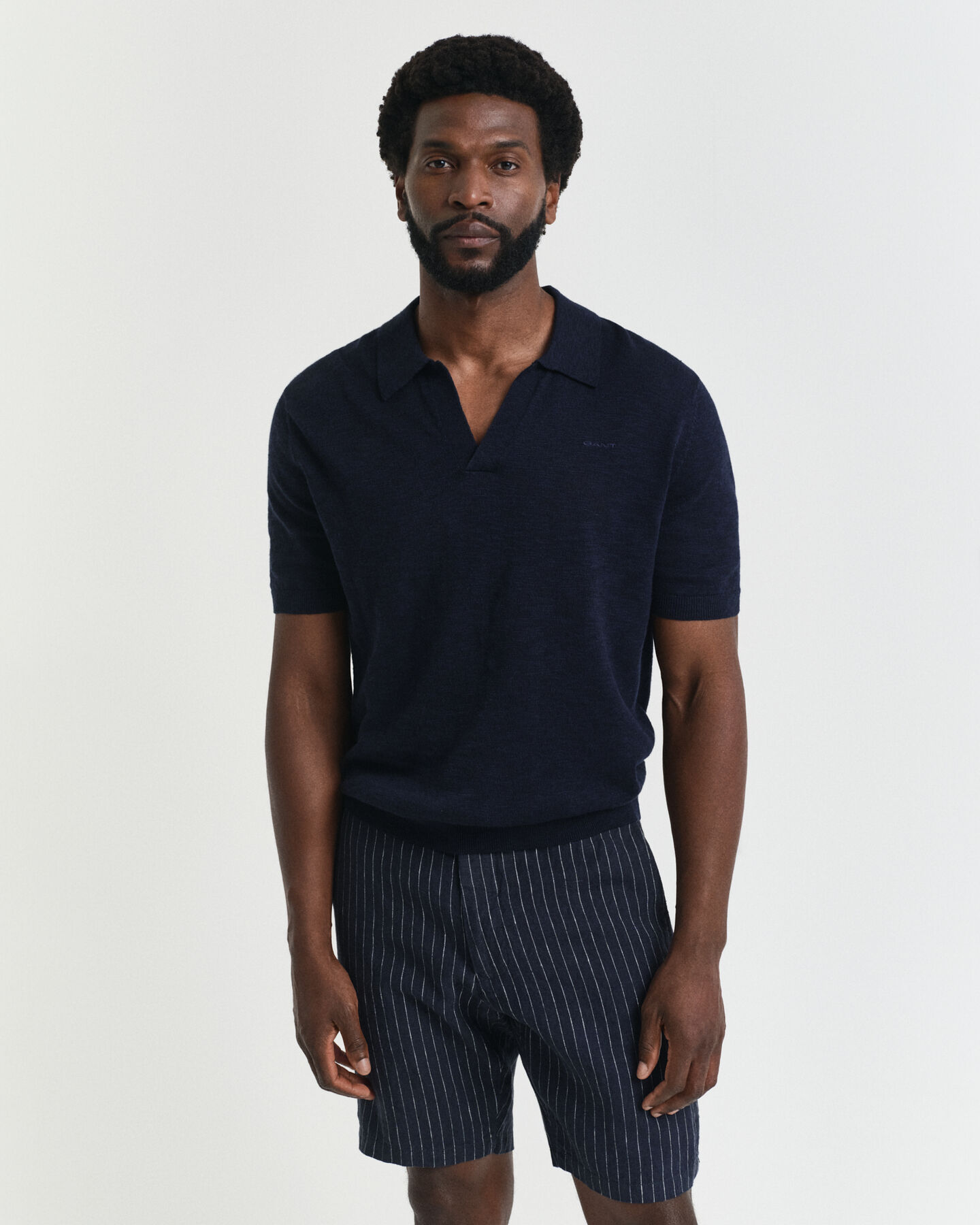 Kort&auml;rmad pik&eacute;tr&ouml;ja i linneblandning