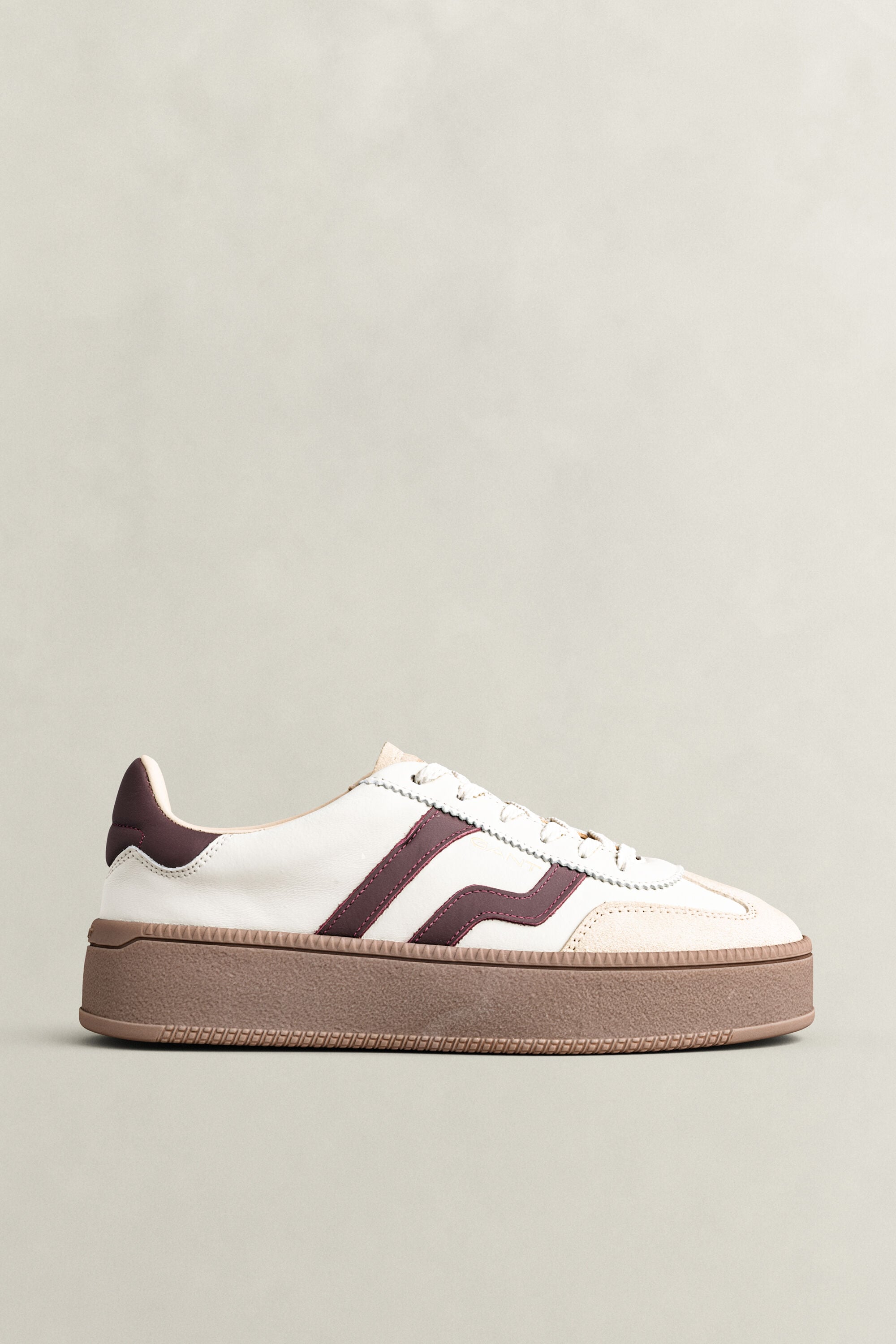 Cuzmani sneakers i läder