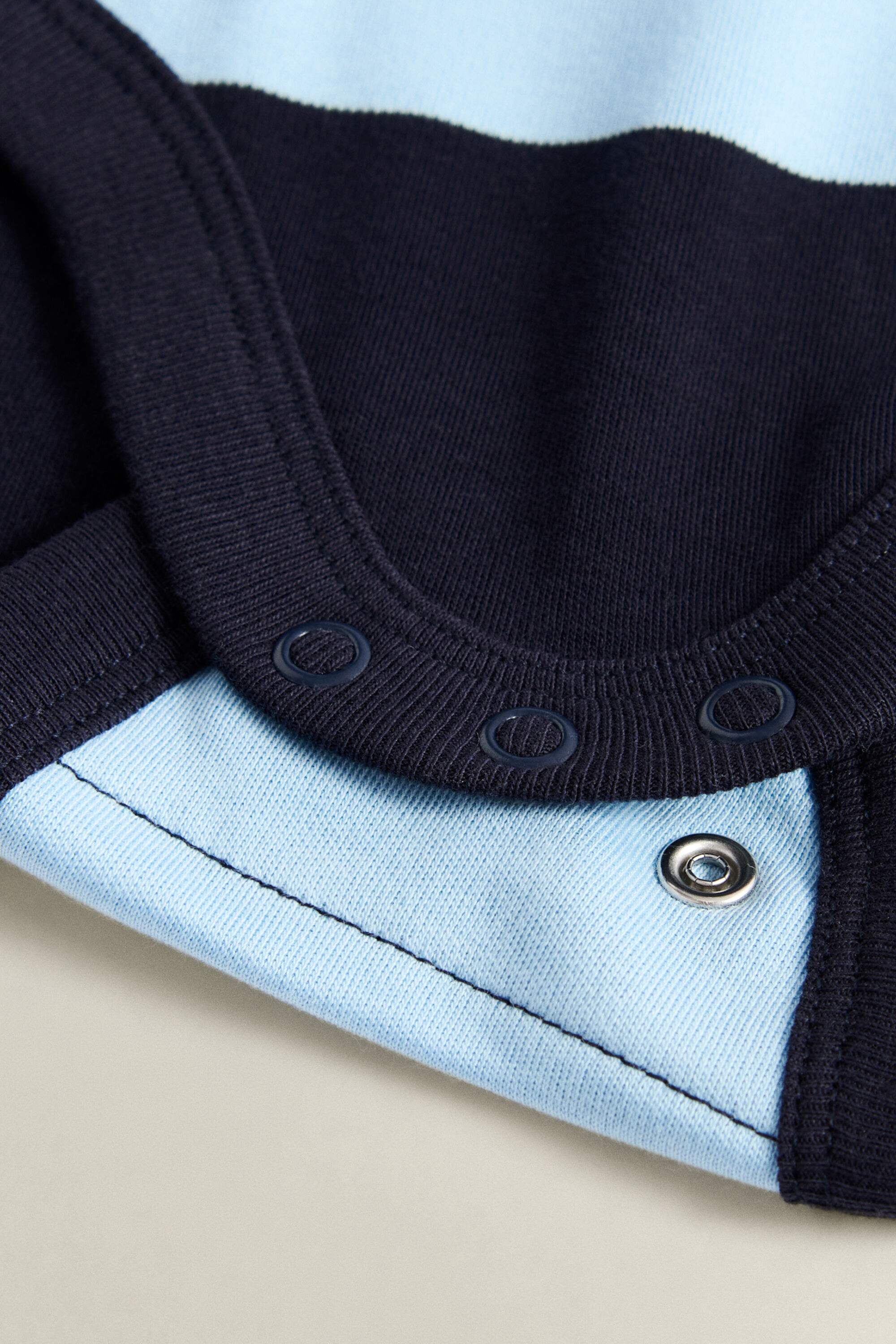 Baby tvåpack randiga sparkdräkter