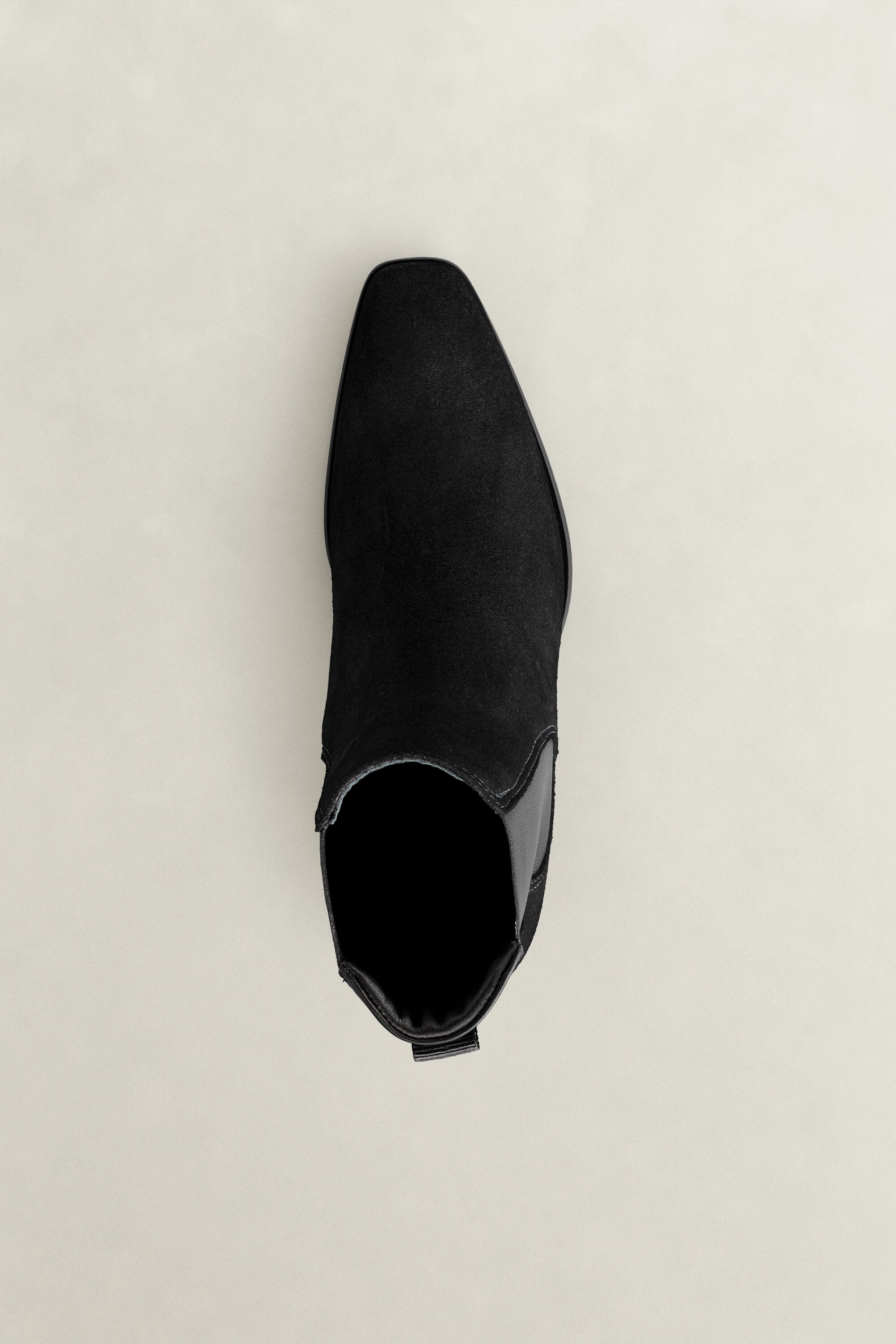 Bassotte chelseaboots i mocka