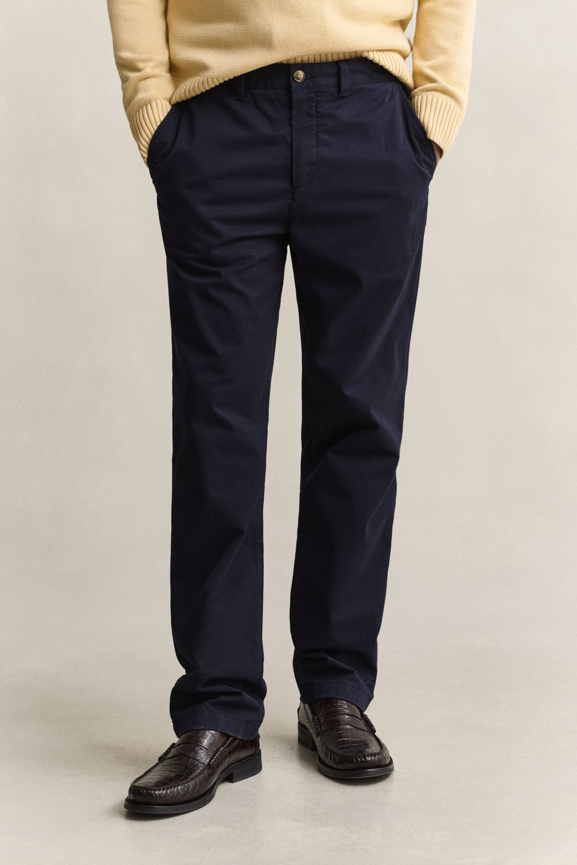 Klassiska chinos med regular fit
