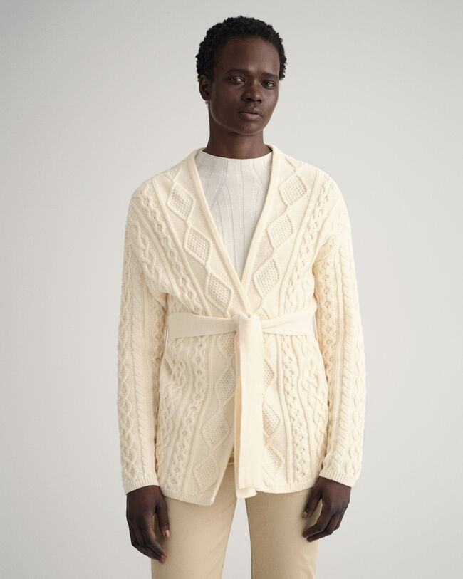 Kabelstickad omlottkofta