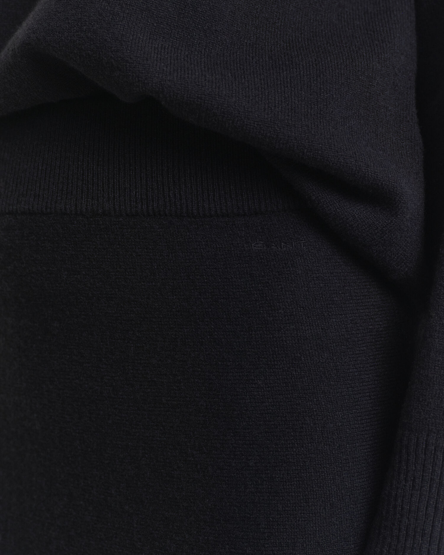 Kjol i superfin lammull