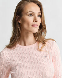 Kabelstickad tröja i bomullsstretch med rund hals