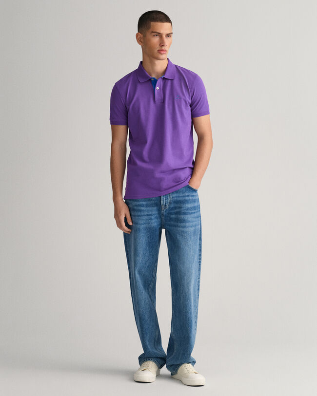 Pik&eacute;tr&ouml;ja med kontrastf&auml;rgad krage