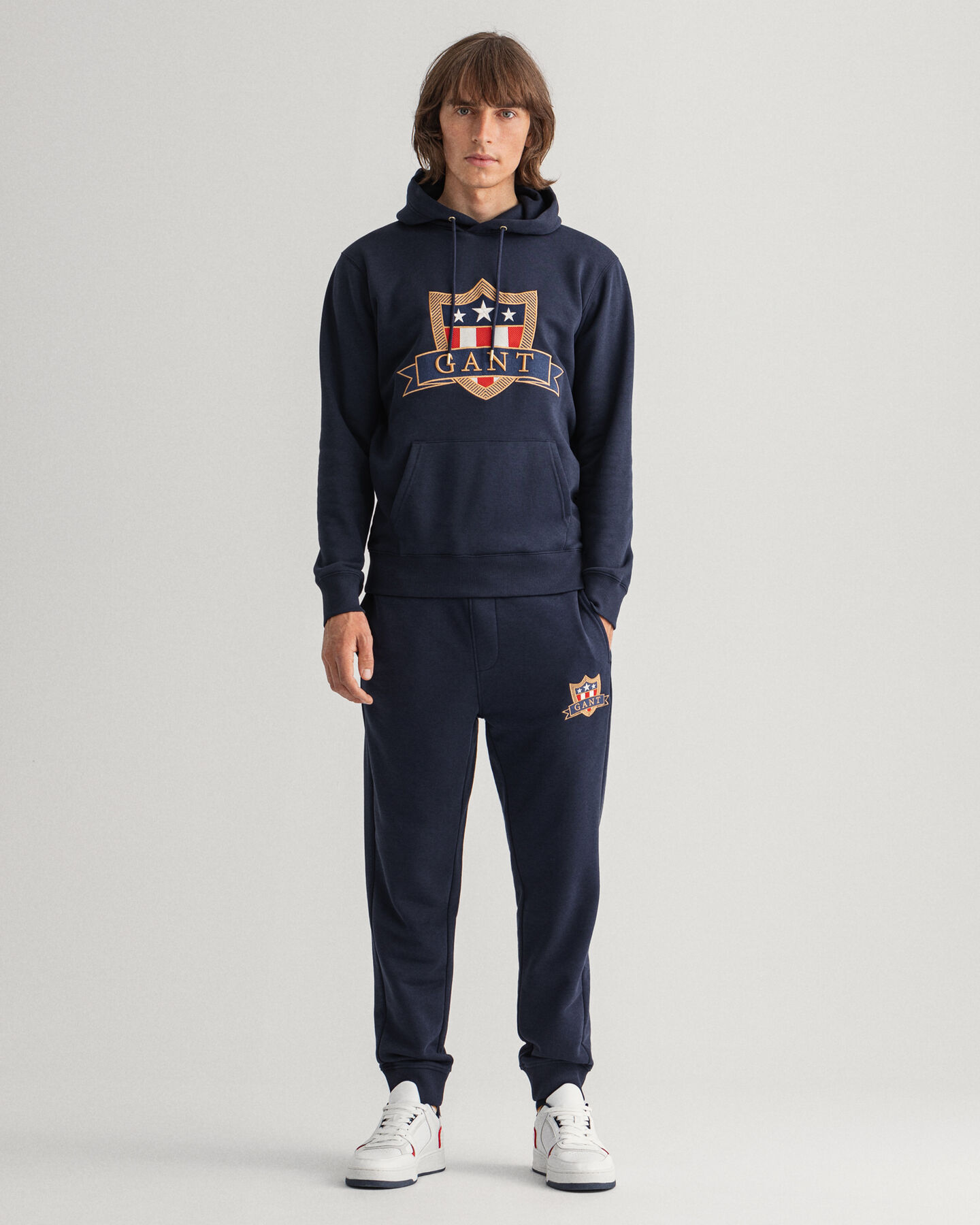Banner Shield sweatpants