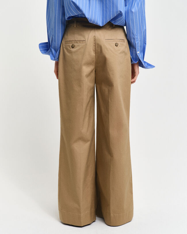 Relaxed fit bootcut chinos