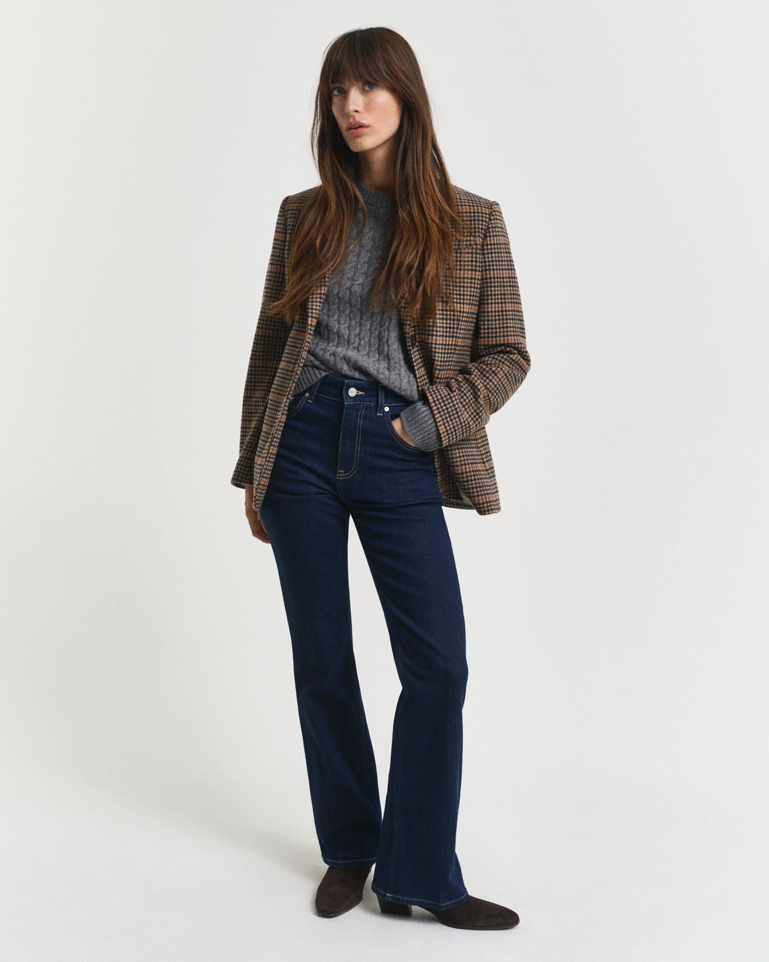 Slim fit jeans med utställda ben