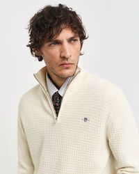 Bomullstr&ouml;ja med struktur och halv dragkedja