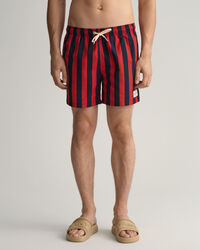 Classic fit bredrandiga badshorts