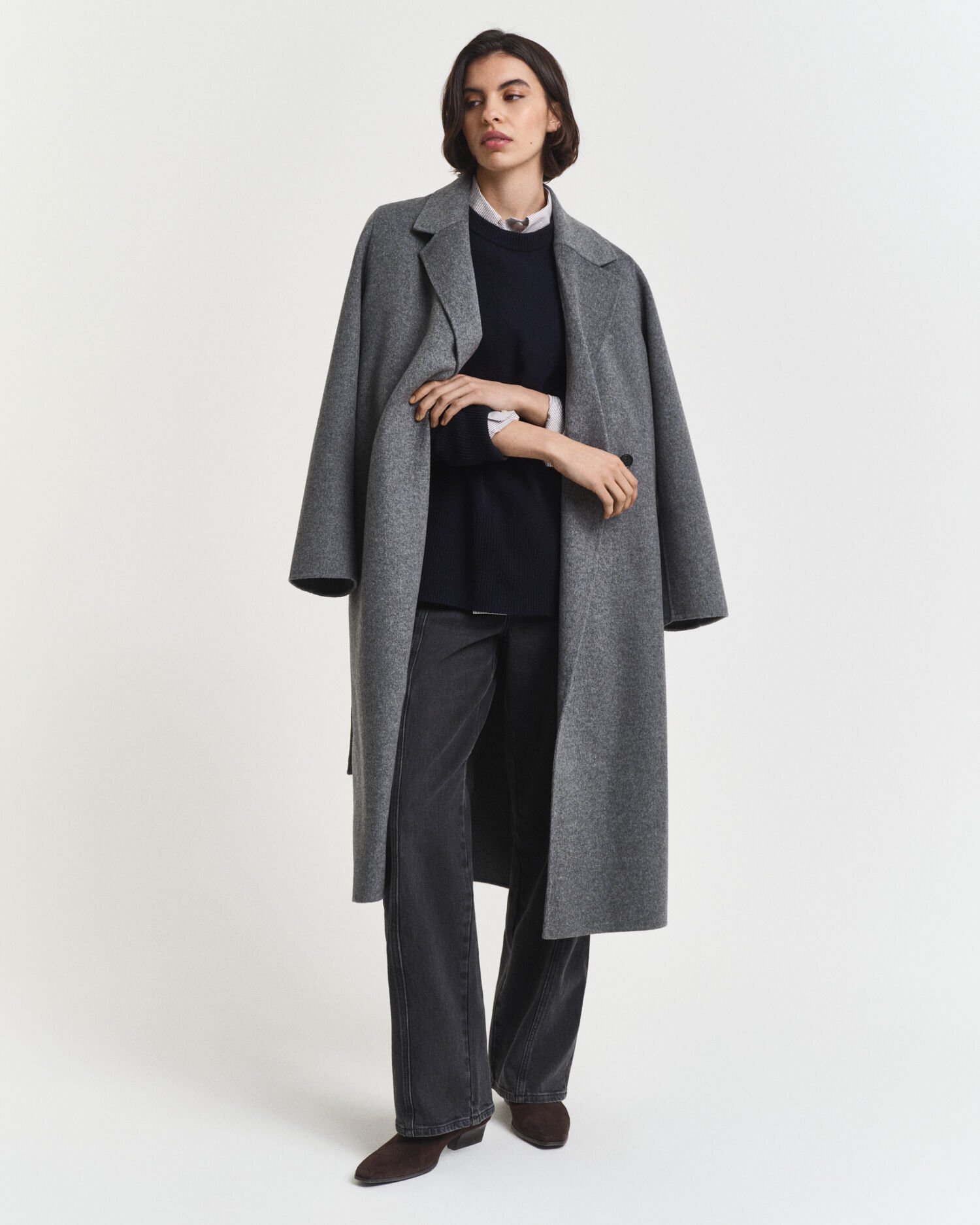 Rundhalsad tröja i mjuk kashmir- och ullblandning