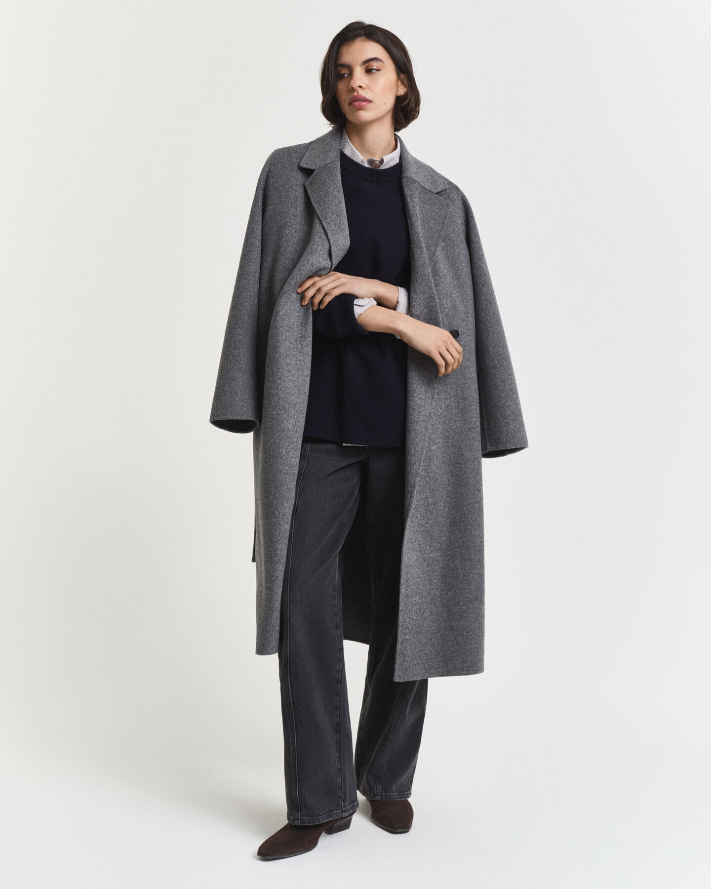 Rundhalsad tröja i mjuk kashmir- och ullblandning