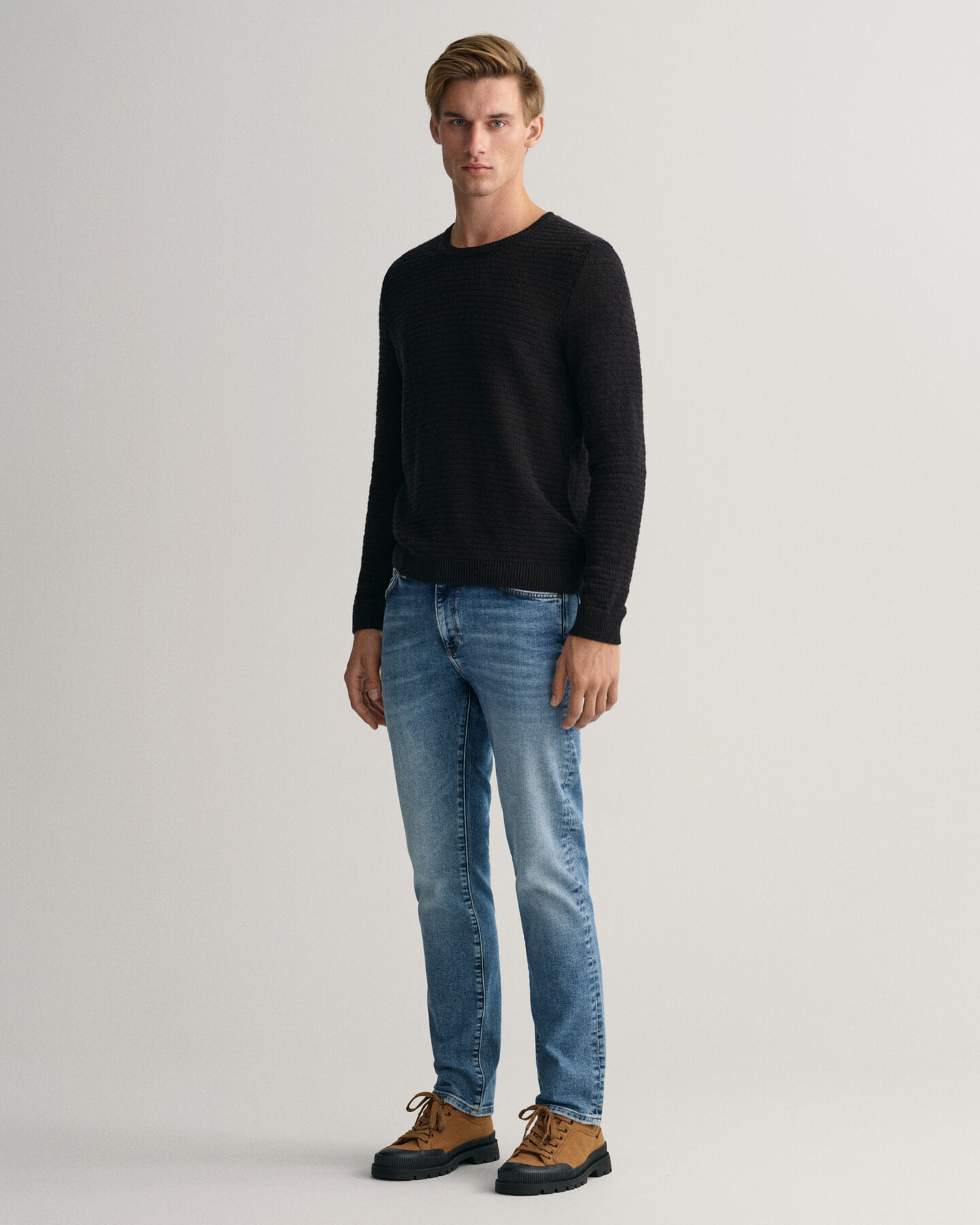 Crew neck tr&ouml;ja i bomull och linne med struktur