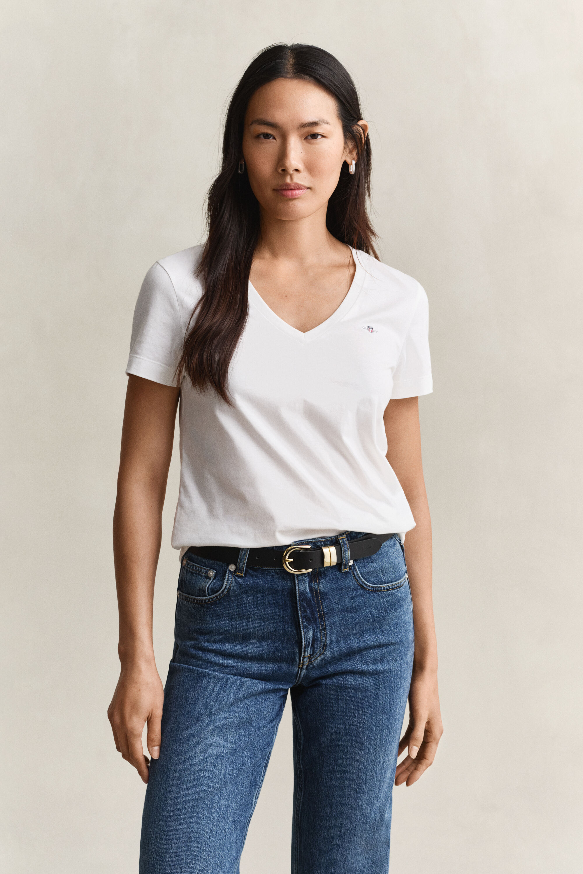 Shield V-ringad T-shirt