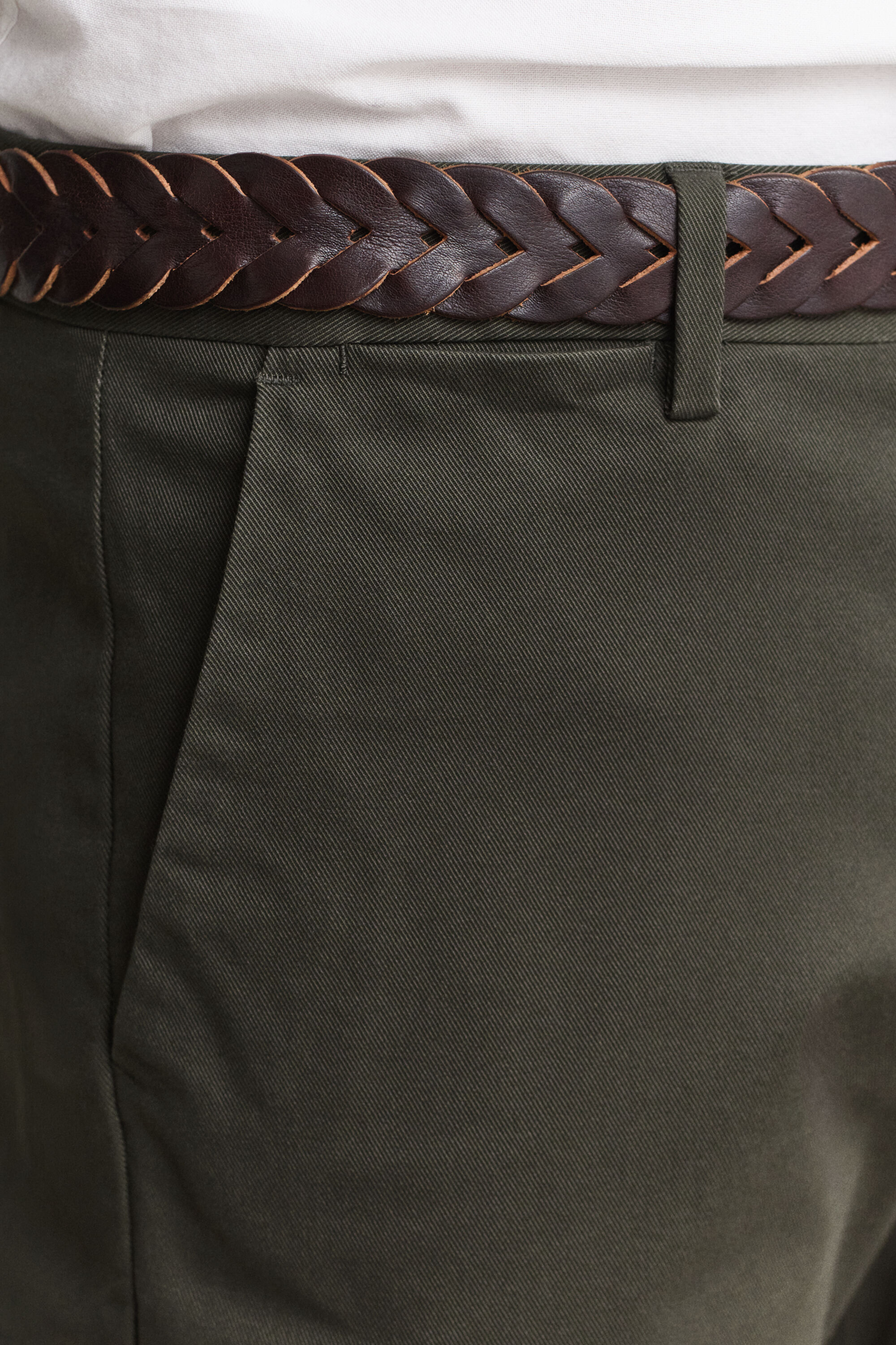 Eleganta chinos med regular fit