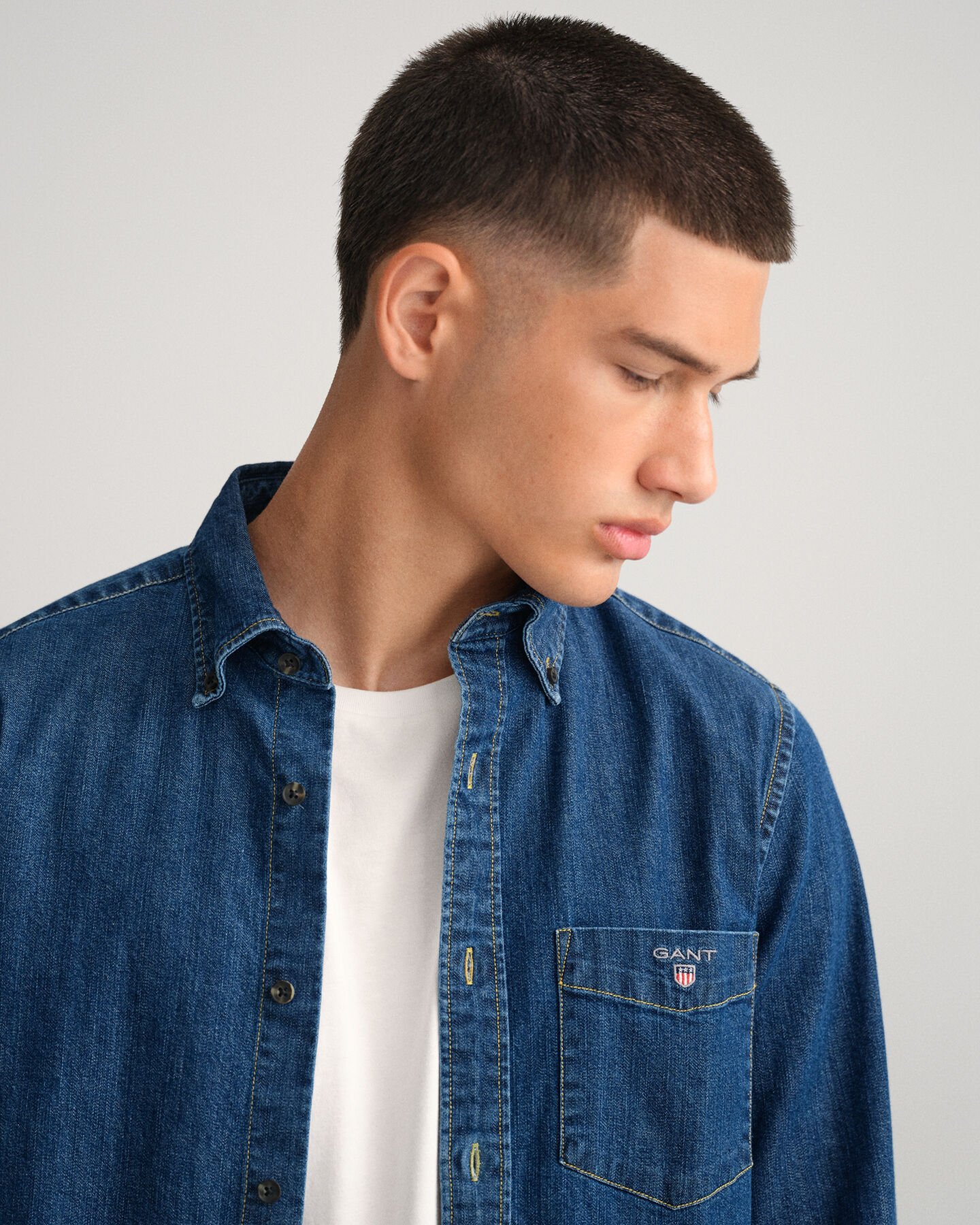 Slim fit denimskjorta