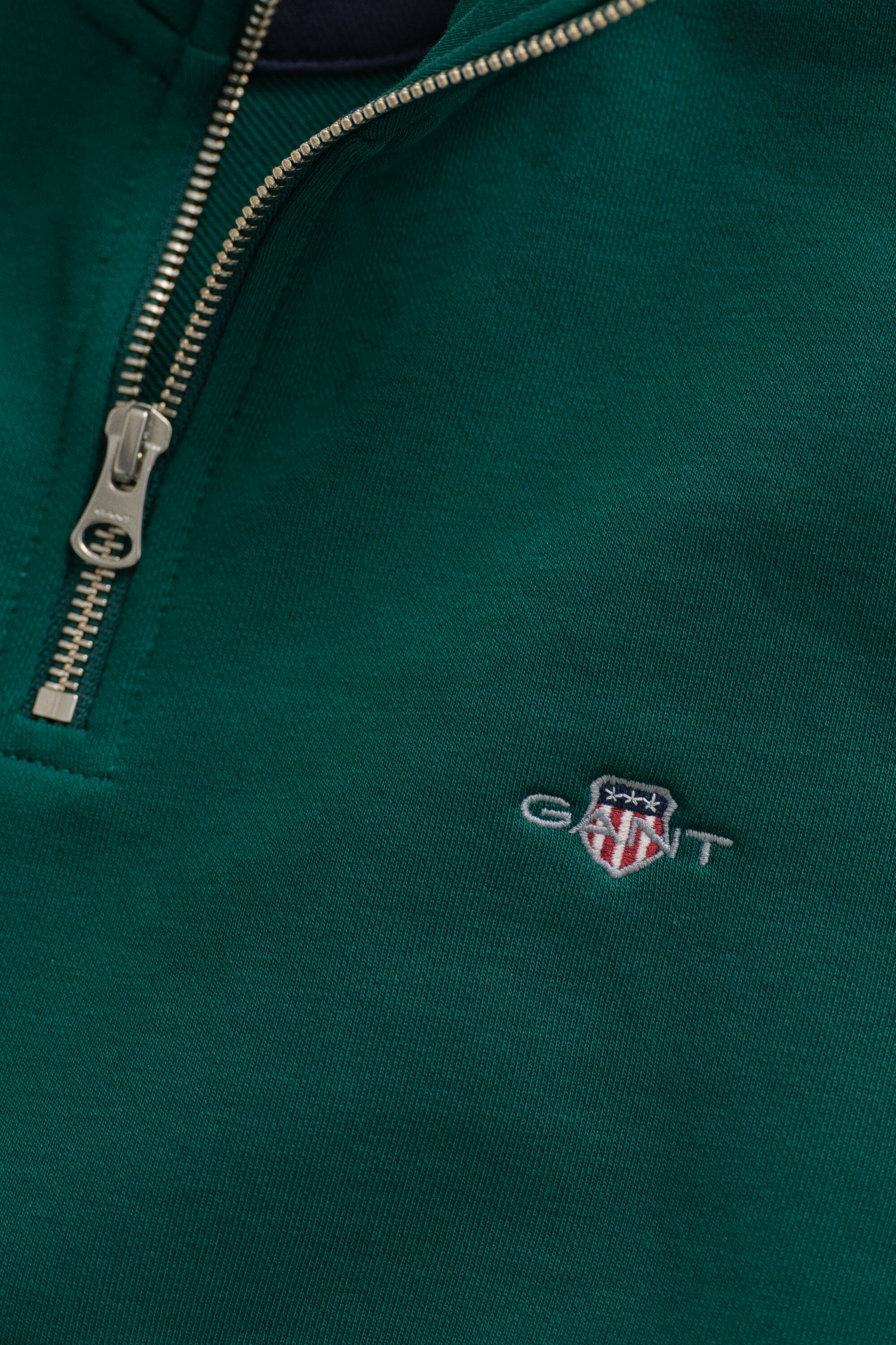 Shield sweatshirt med dragkedja vid halsöppningen