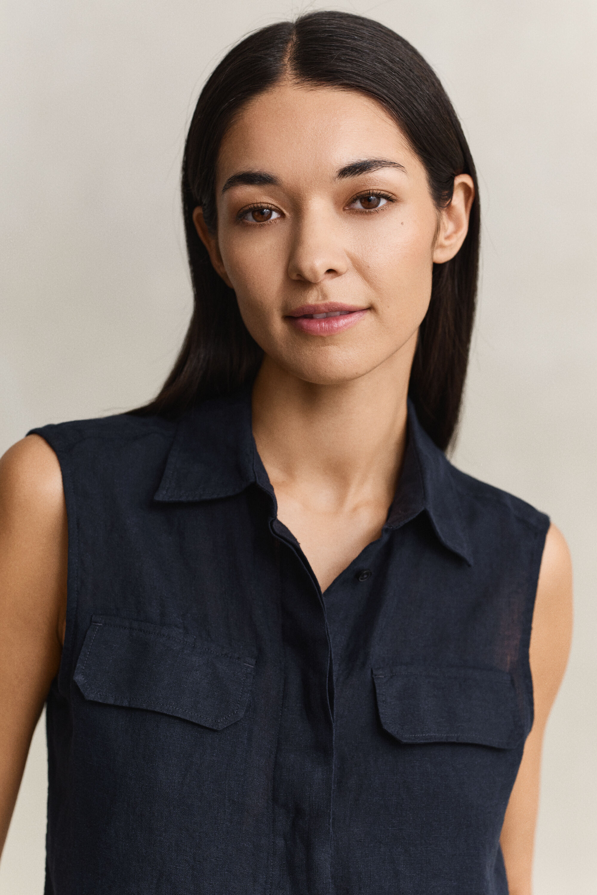 Ärmlös linneskjorta