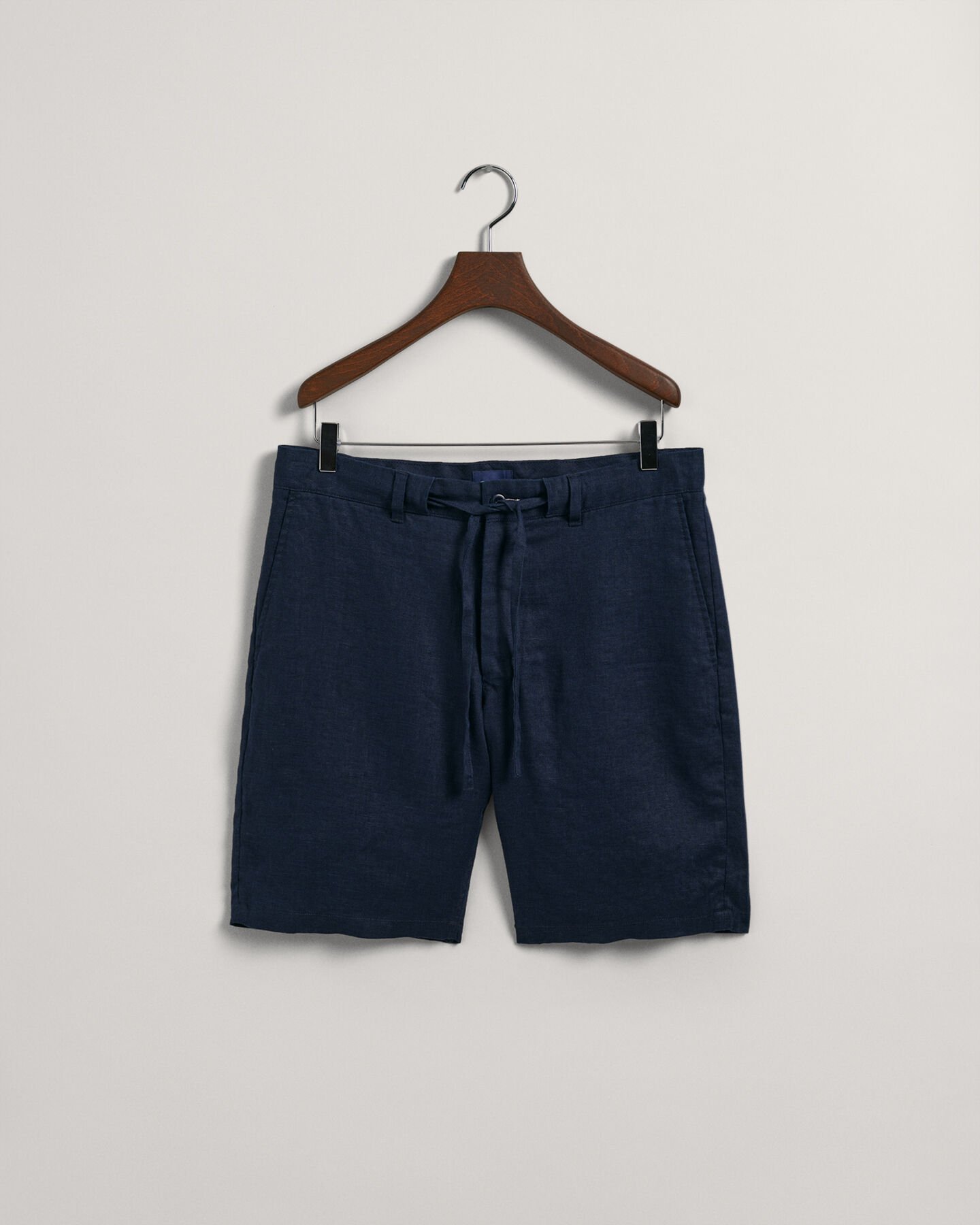 Relaxed fit linneshorts med dragsko