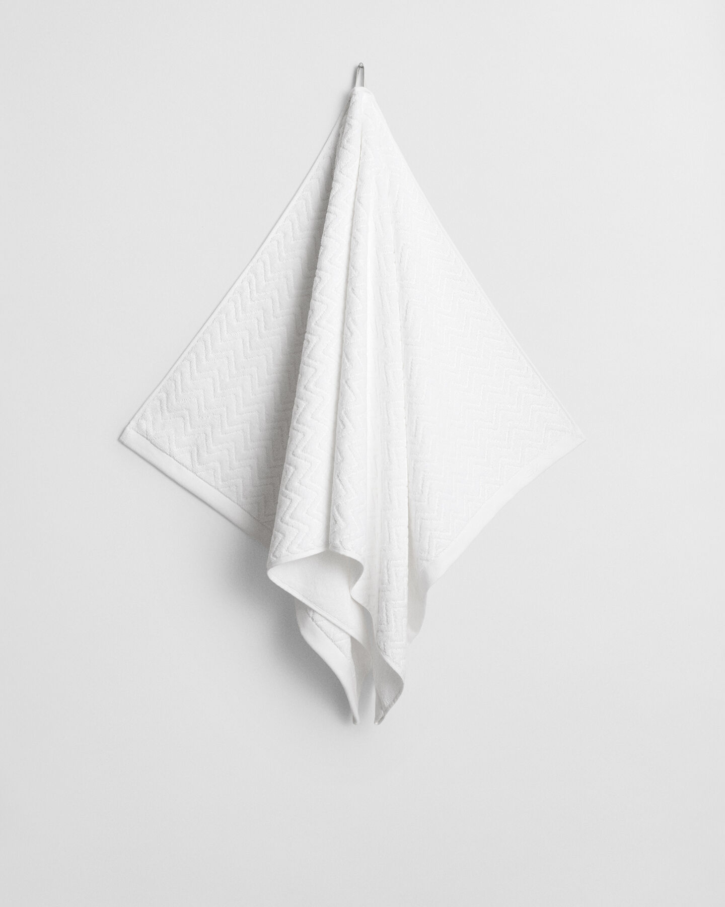 Jacquardvävd fiskbensmönstrad handduk 70 x 140