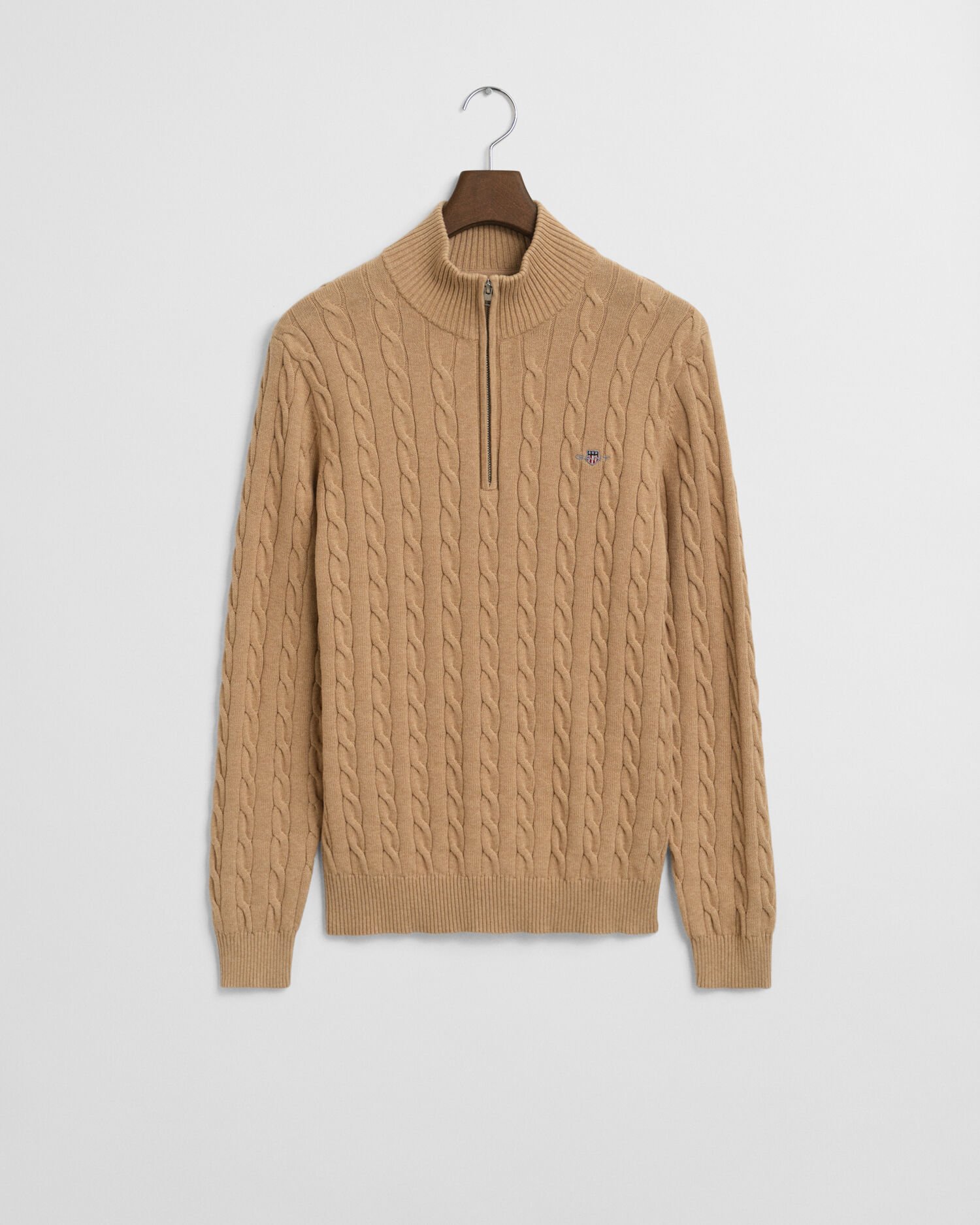 Kabelstickad bomullströja med dragkedja vid halsöppningen