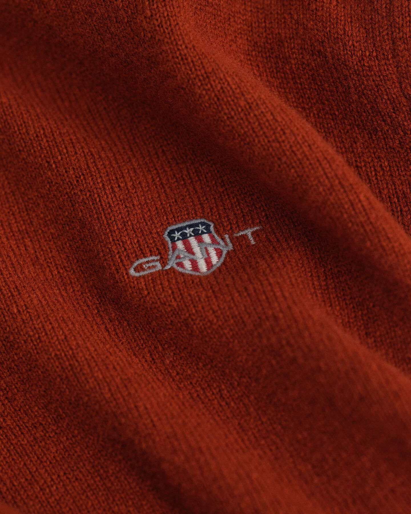 V-ringad tröja i superfin lammull