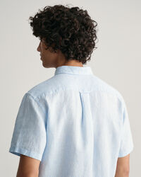 Regular fit kort&auml;rmad hundtandsm&ouml;nstrad linneskjorta