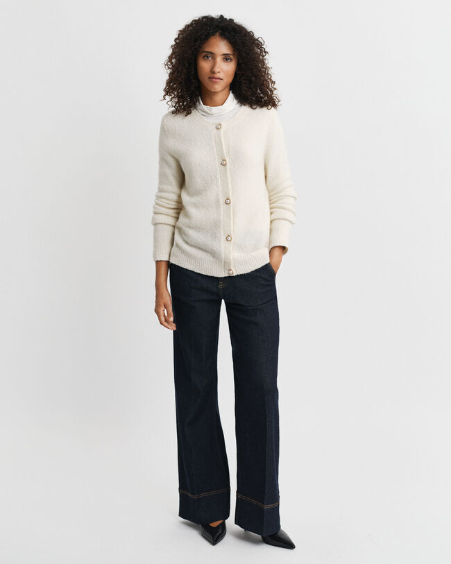 Rundhalsad kofta i bouclé