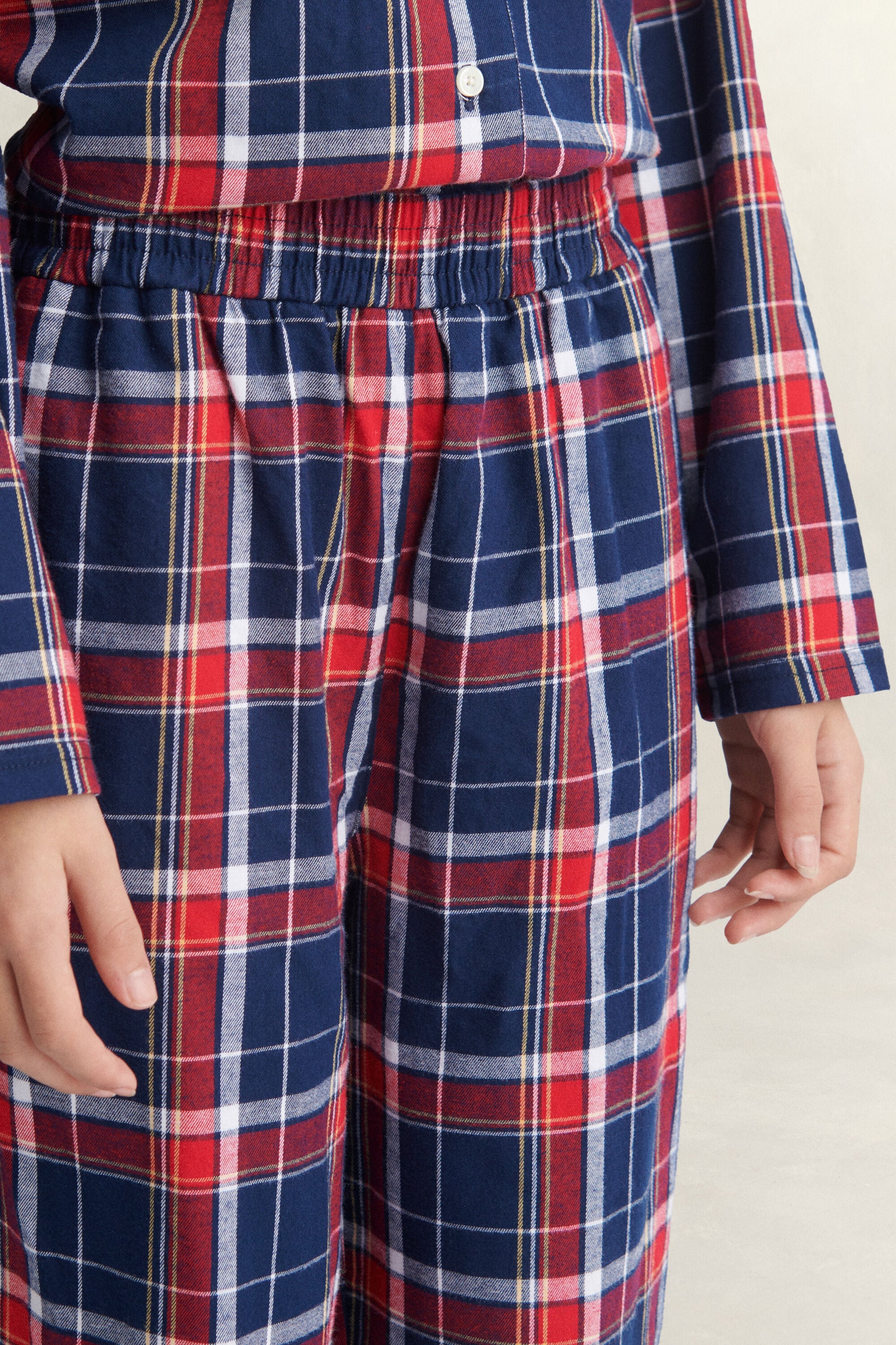 Teens skotskrutigt pyjamasset i flanell