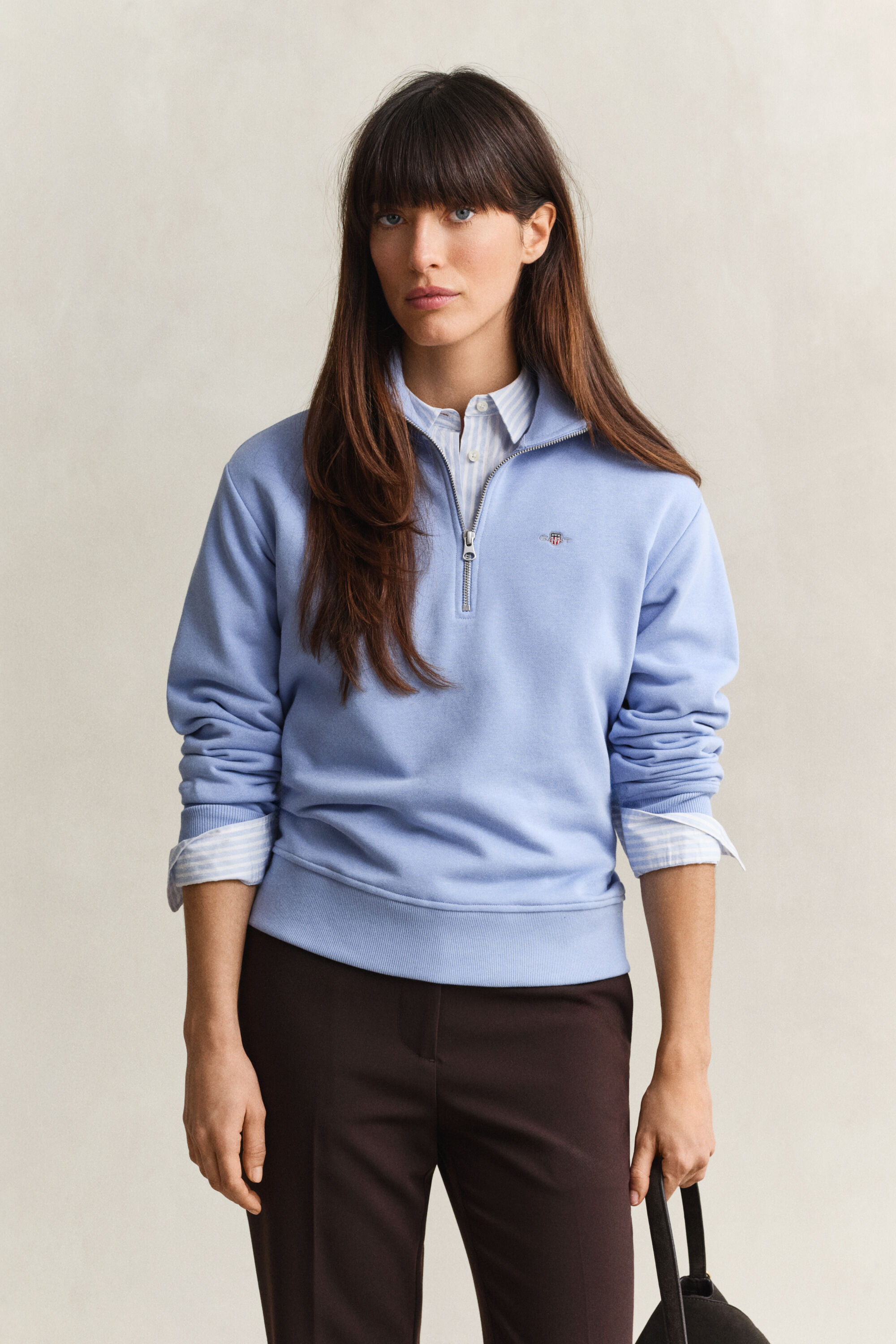 Shield sweatshirt med dragkedja vid halsöppningen