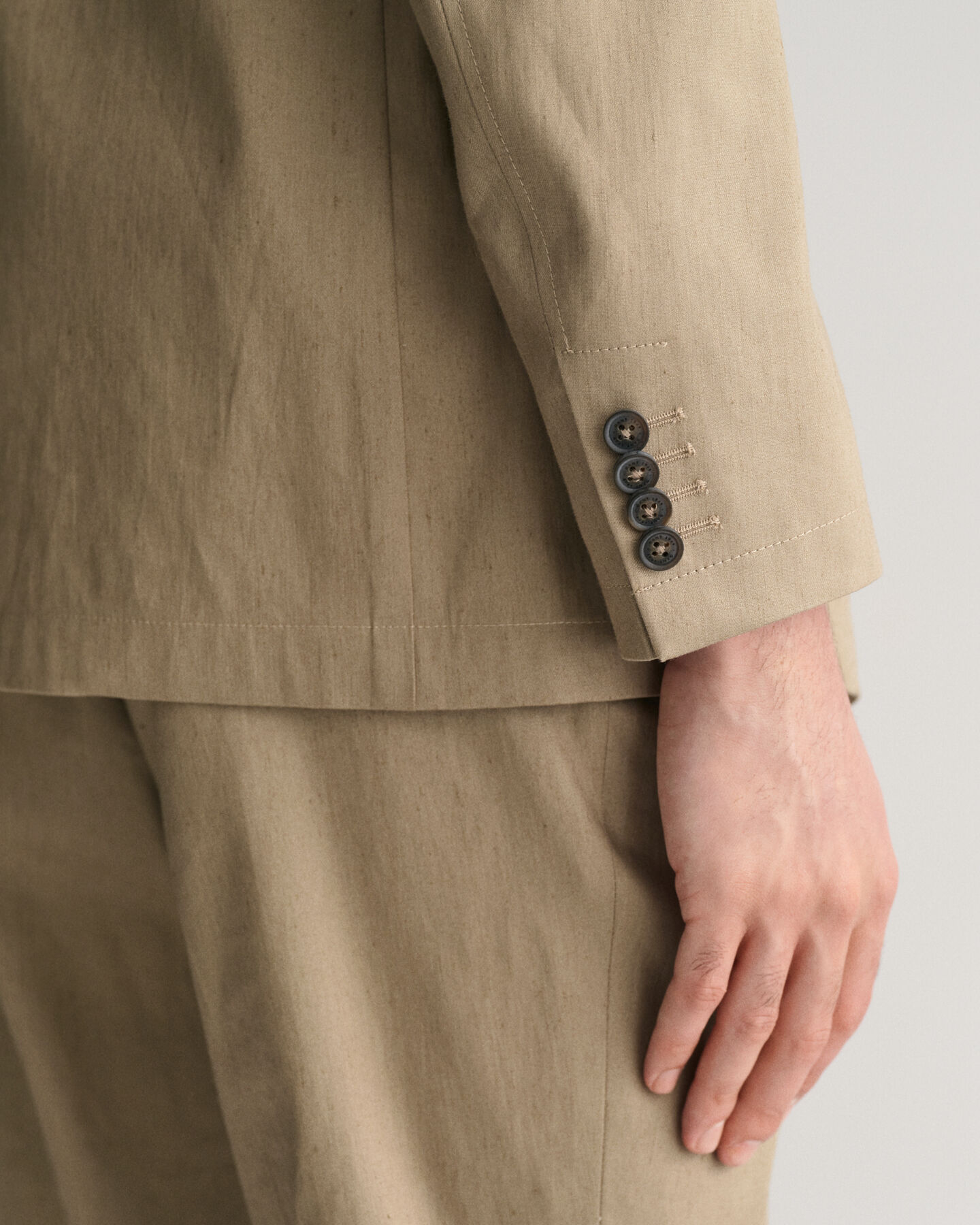 Kostymkavaj i bomull och linne