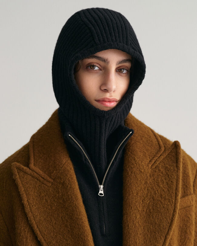 Stickad balaklava i ull