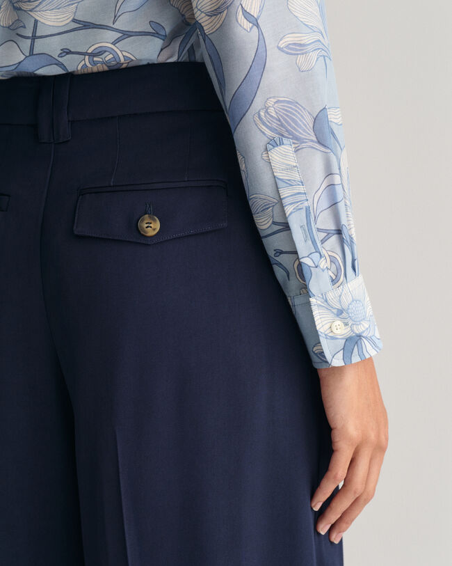 Regular fit skjorta i bomull och silke med magnoliamönster