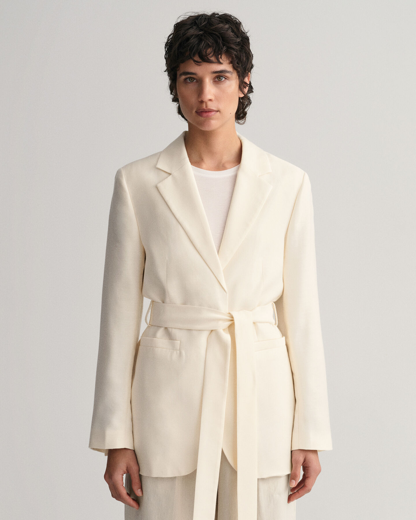 Regular fit Fluid kavaj med b&auml;lte