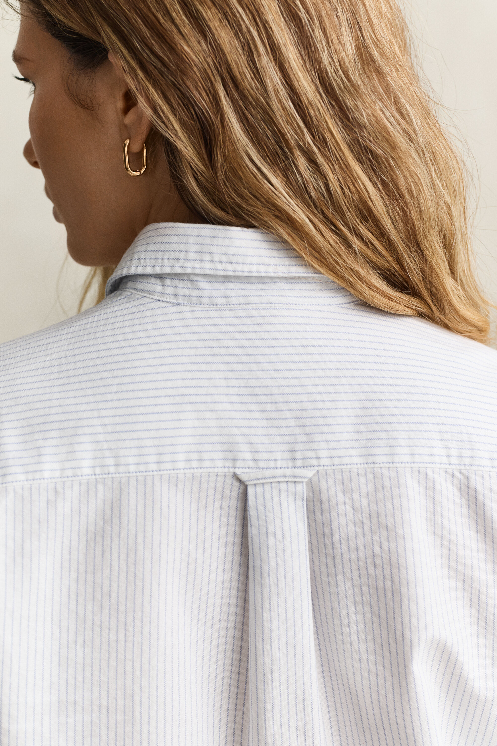 Gant x Yale randig oxfordskjorta.