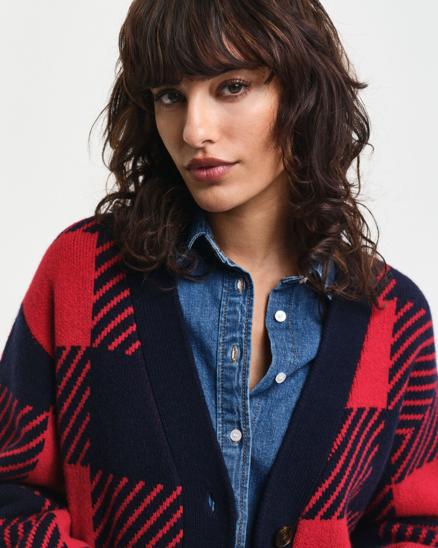 Buffalorutig V-ringad kofta