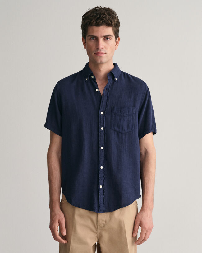 Regular fit kort&auml;rmad skjorta i bomull och linne med struktur