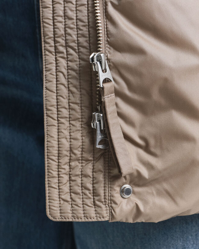 Relaxed fit dunjacka