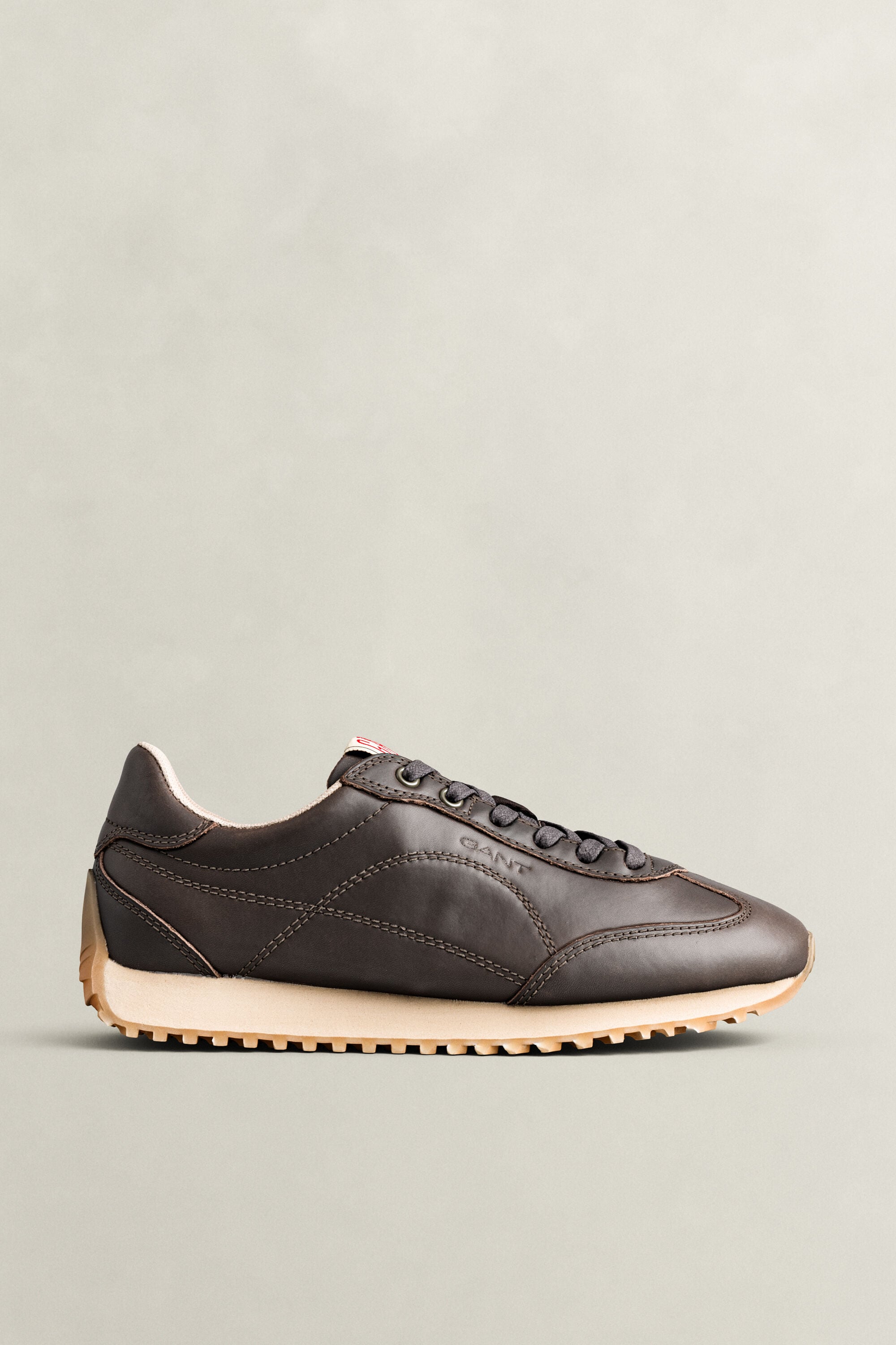 Beja sneakers i läder