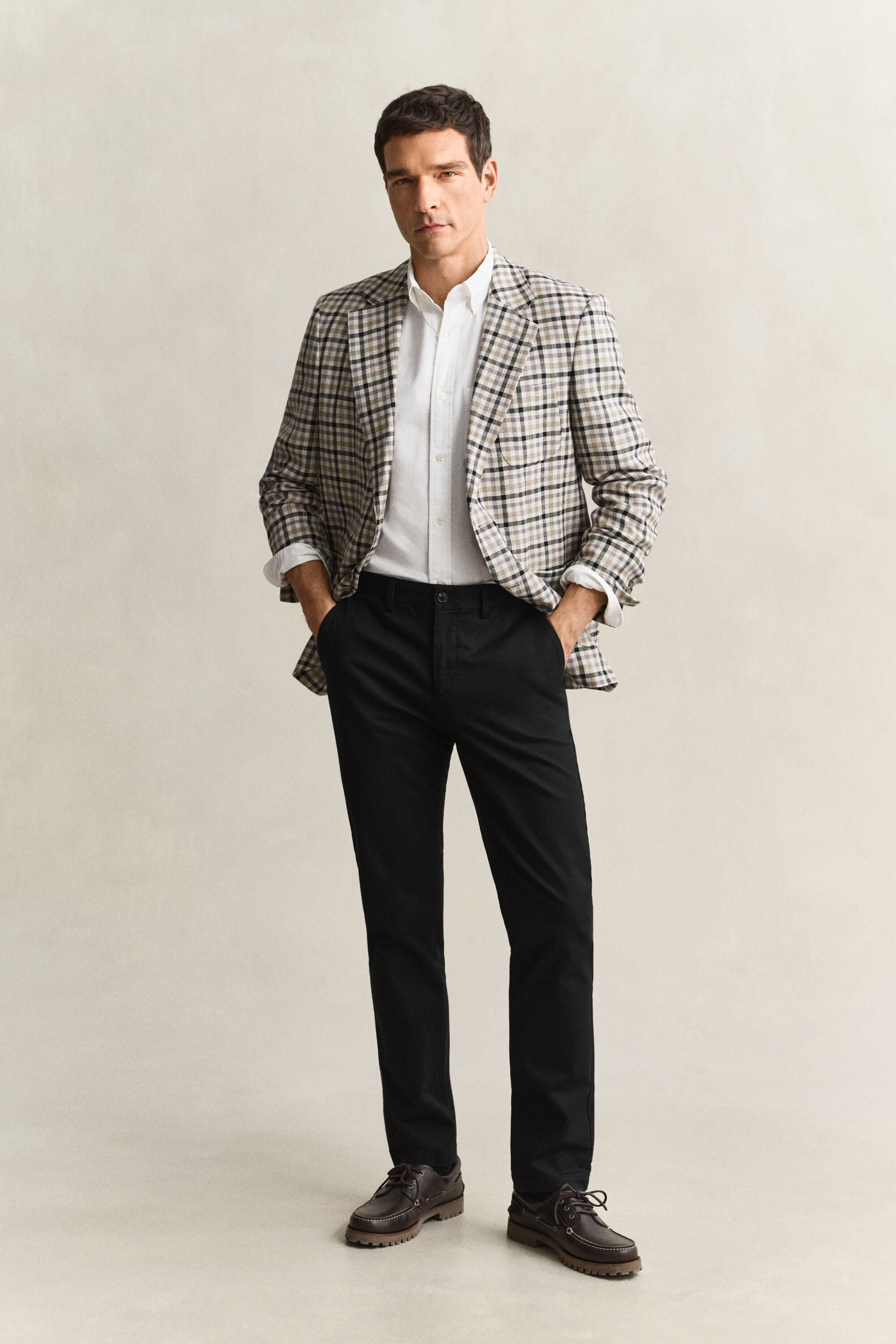 Eleganta chinos med slim fit