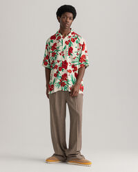 Relaxed fit Pure Prep blommig kort&auml;rmad lyocellskjorta