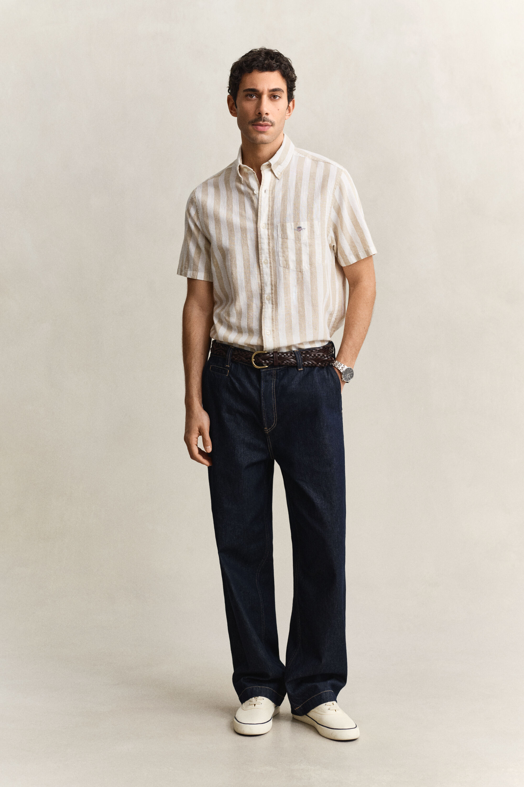 Randig kortärmad skjorta i linneblandning